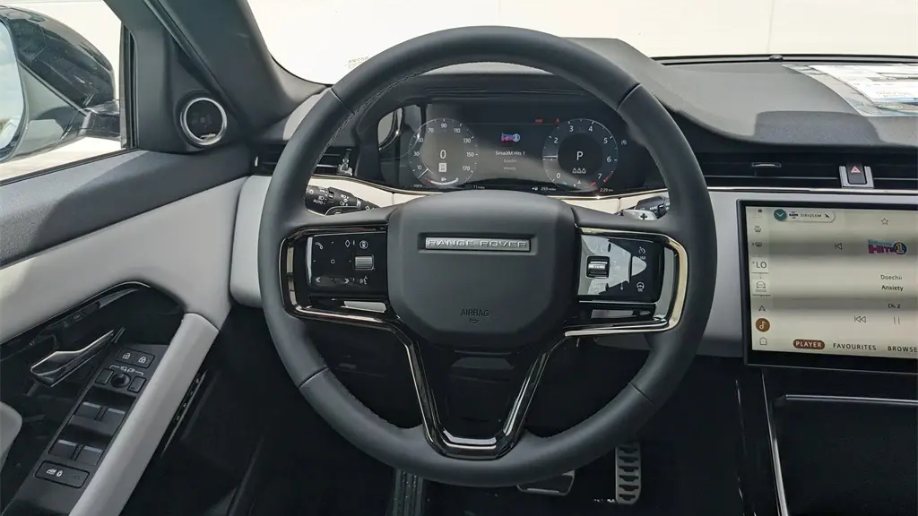 2026 Land Rover Range Rover Evoque P250 Dynamic SE