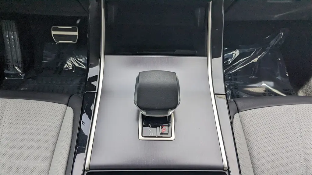 2026 Land Rover Range Rover Evoque P250 Dynamic SE