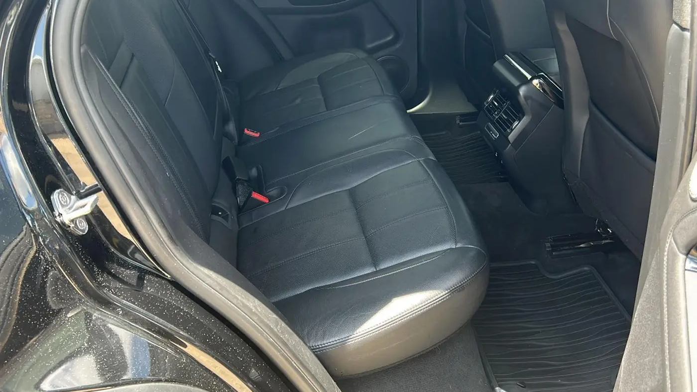 2020 Land Rover Range Rover Evoque R-Dynamic SE