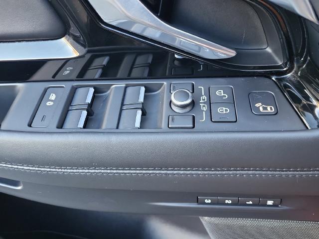 2020 Land Rover Range Rover Evoque - $19,000
