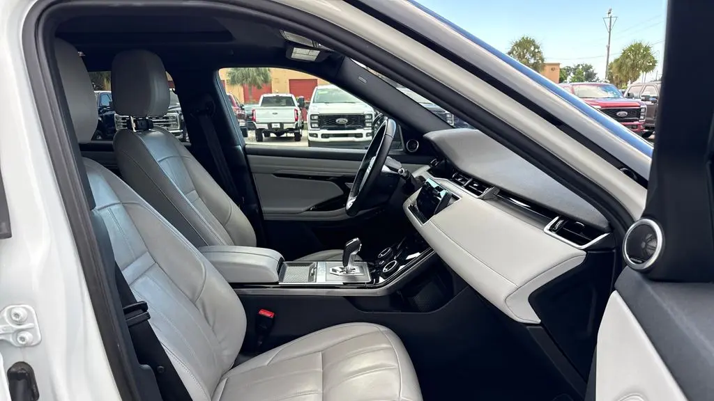 2020 Land Rover Range Rover Evoque SE