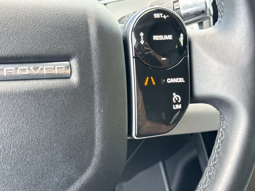 2020 Land Rover Range Rover Evoque - $18,901
