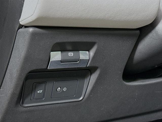 2020 Land Rover Range Rover Evoque - $25,000