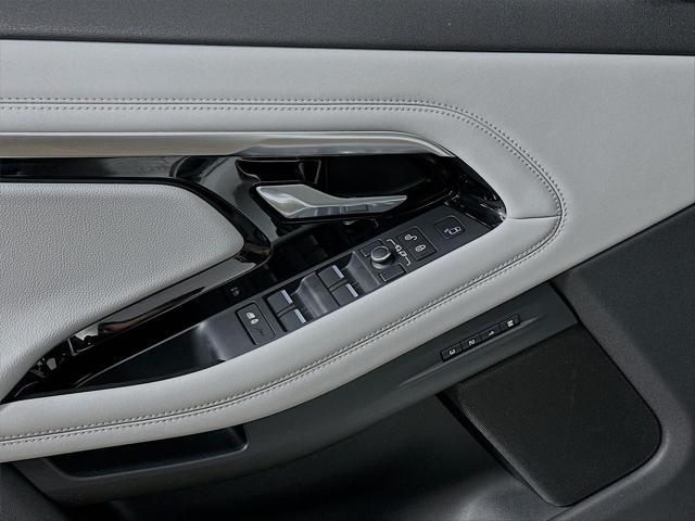 2020 Land Rover Range Rover Evoque - $25,000