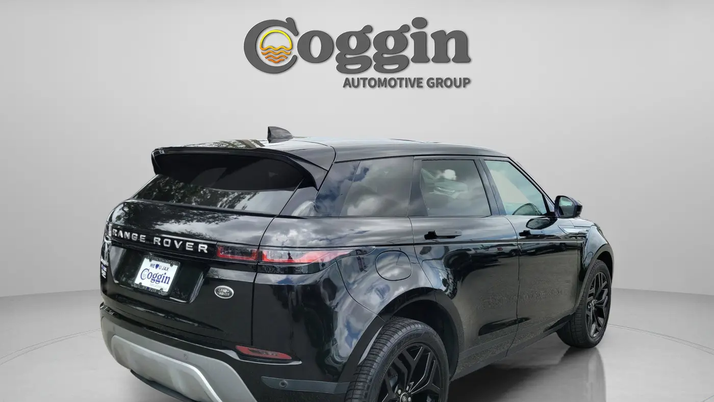 2022 Land Rover Range Rover Evoque P250 SE