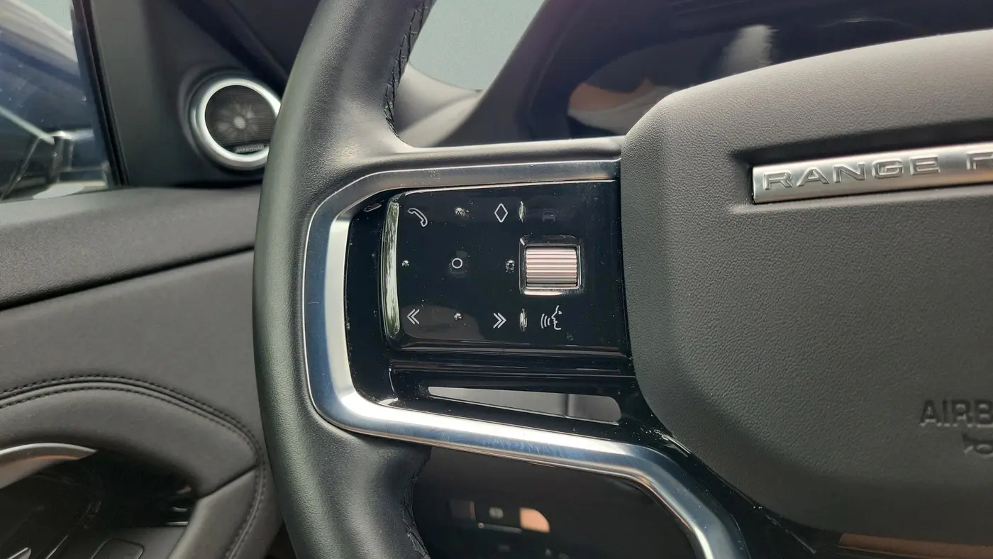 2022 Land Rover Range Rover Evoque P250 SE