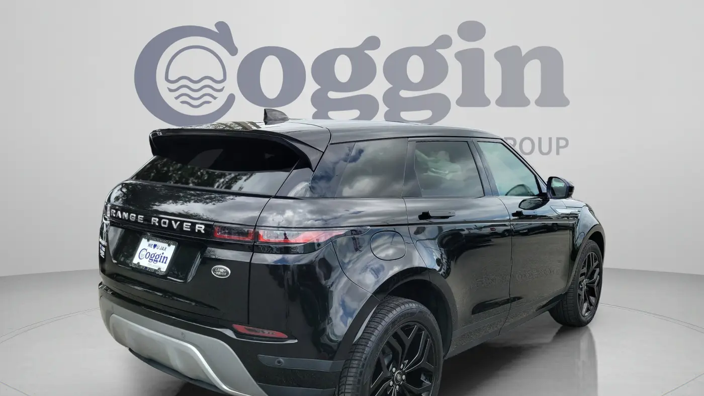 2022 Land Rover Range Rover Evoque P250 SE