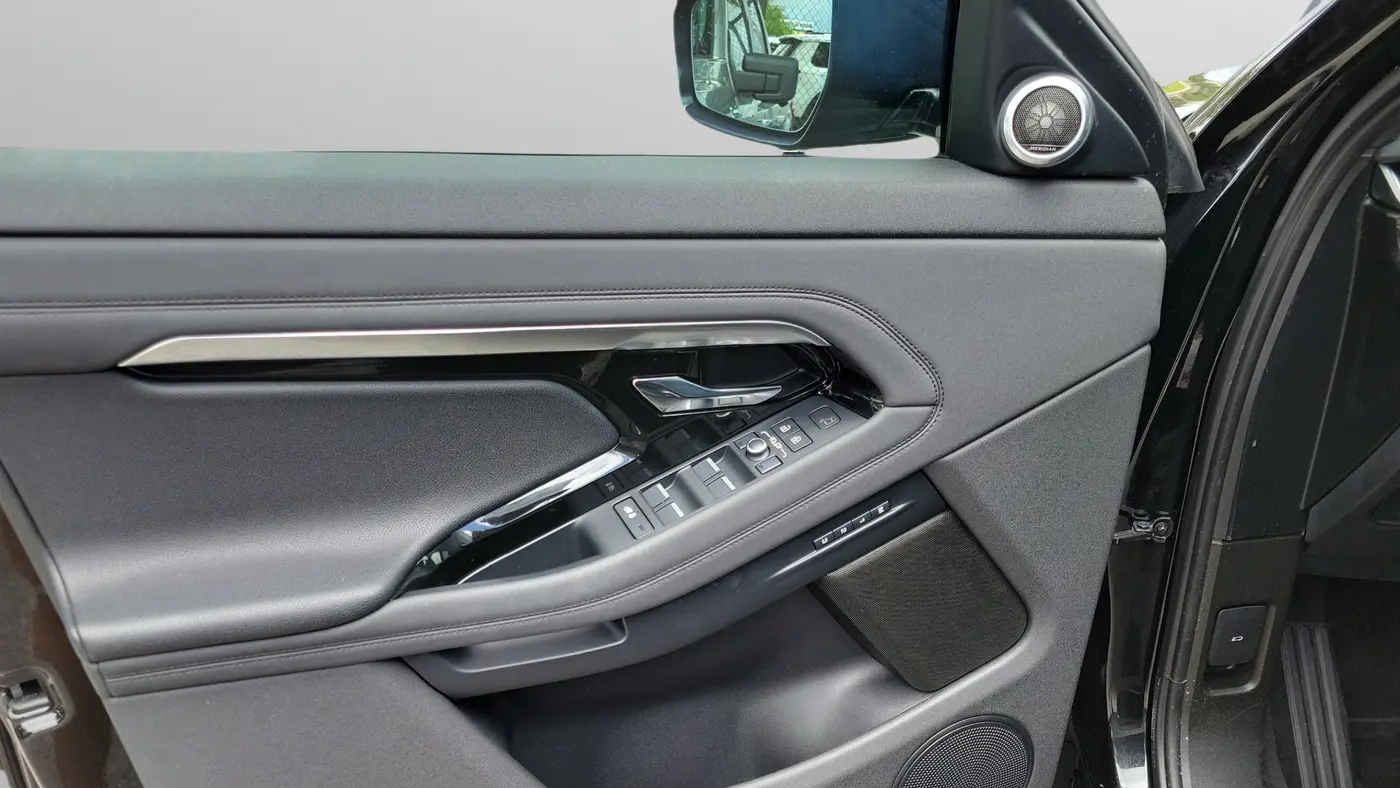 2022 Land Rover Range Rover Evoque P250 SE