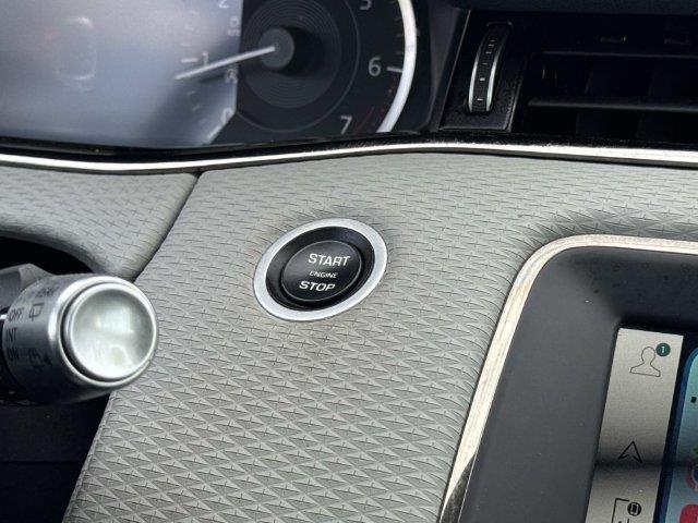 2022 Land Rover Range Rover Evoque - $25,700