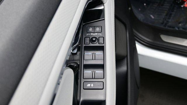 2023 Land Rover Range Rover Evoque P250 R-Dynamic S