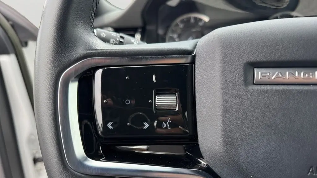 2023 Land Rover Range Rover Evoque P250 R-Dynamic S