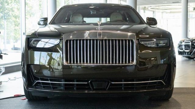2025 Rolls-Royce Ghost Base