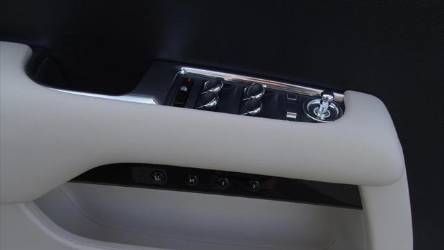 2015 Rolls-Royce Wraith Base