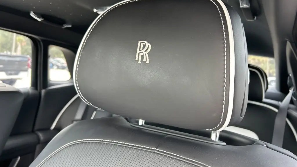2023 Rolls-Royce Ghost Base