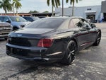 2023 Flying Spur Thumbnail 3