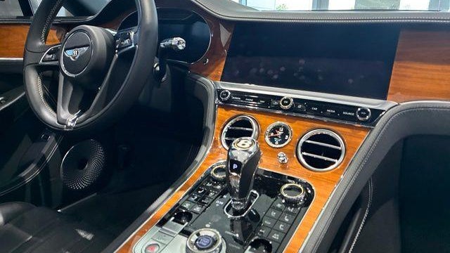 2020 Bentley Continental GTC V8