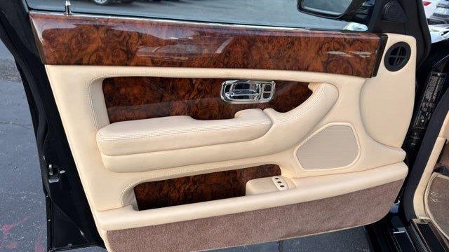 2001 Bentley Arnage Red Label