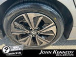 2017 Civic Thumbnail 7