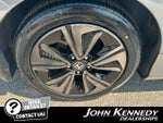 2017 Civic Thumbnail 8