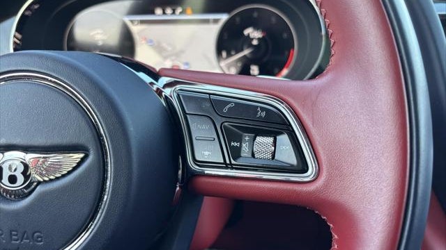 2022 Bentley Bentayga V8