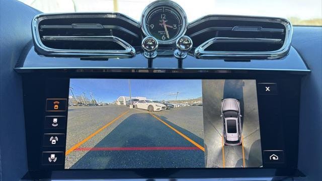 2022 Bentley Bentayga V8