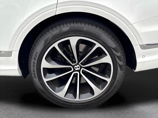 2023 Bentley Bentayga - $132,477