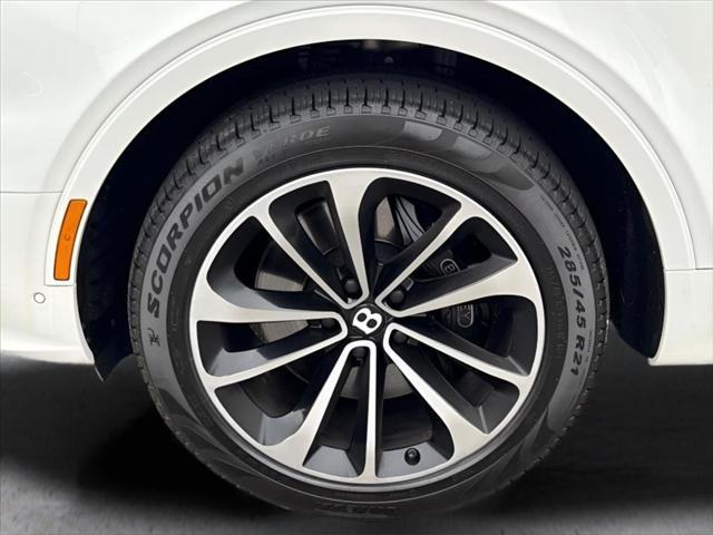 2023 Bentley Bentayga - $132,477