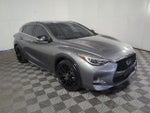 2017 QX30 Thumbnail 2