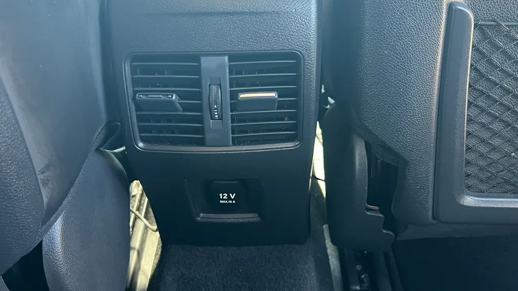 2018 INFINITI QX30 Luxe