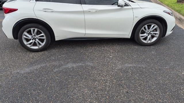 2018 INFINITI QX30 Base