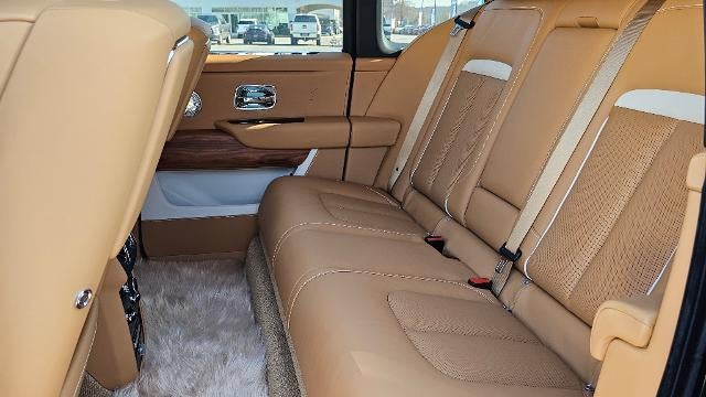 2023 Rolls-Royce Cullinan Base