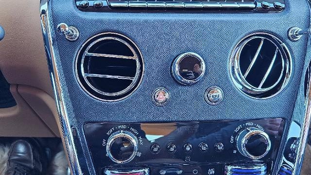 2023 Rolls-Royce Cullinan Base