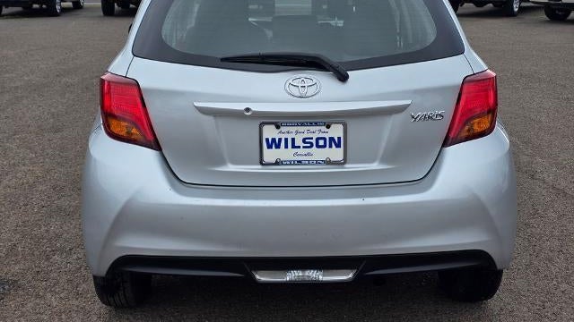 2016 Toyota Yaris 5-Door SE