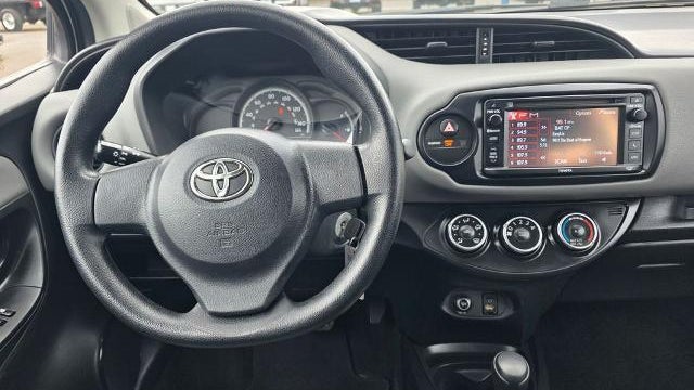2016 Toyota Yaris 5-Door SE