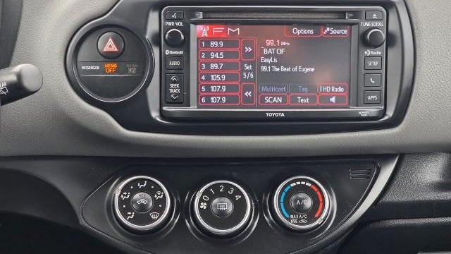 2016 Toyota Yaris 5-Door SE