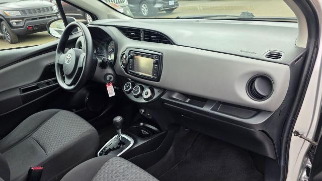 2016 Toyota Yaris 5-Door SE