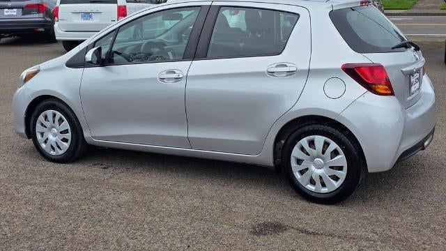 2016 Toyota Yaris 5-Door SE