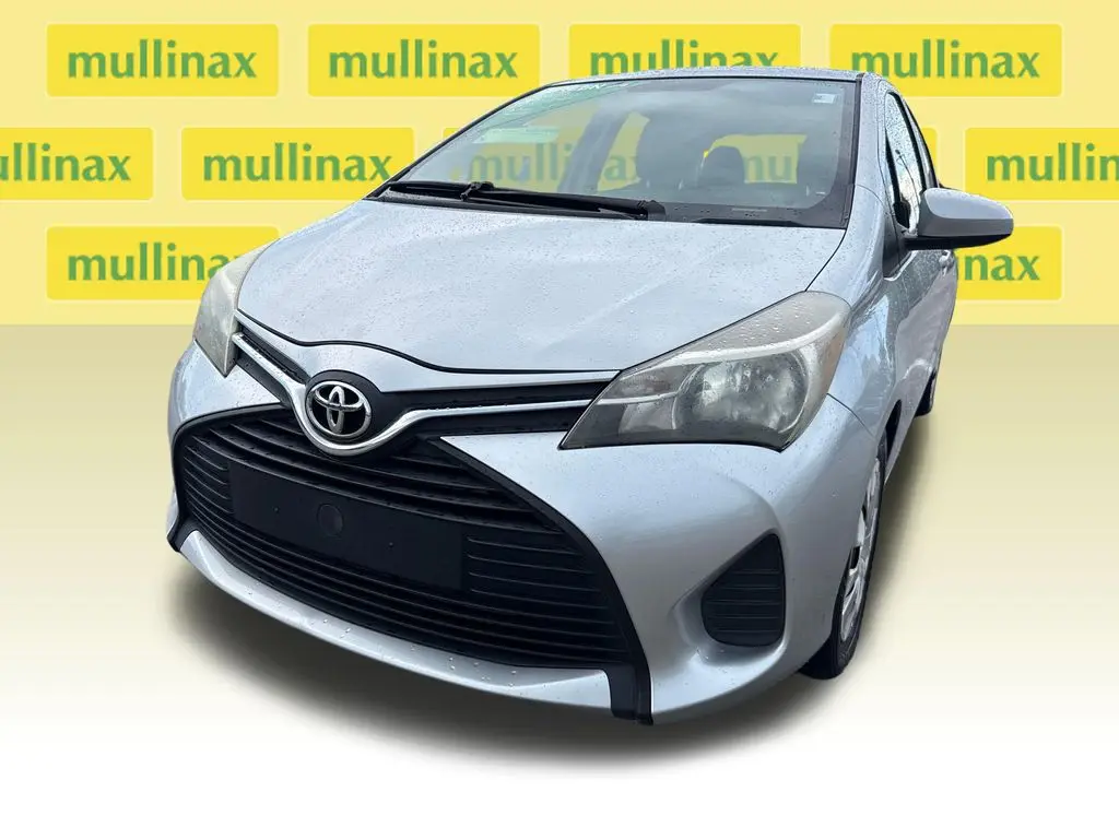 2016 Toyota Yaris - $10,900