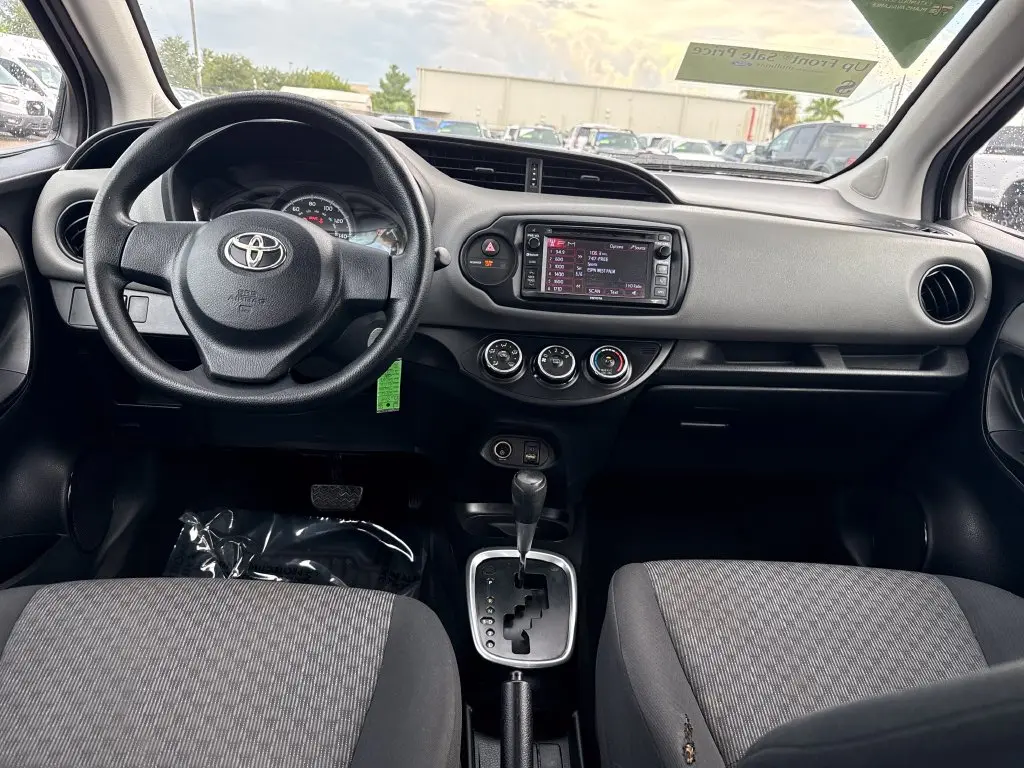 2016 Toyota Yaris - $10,901