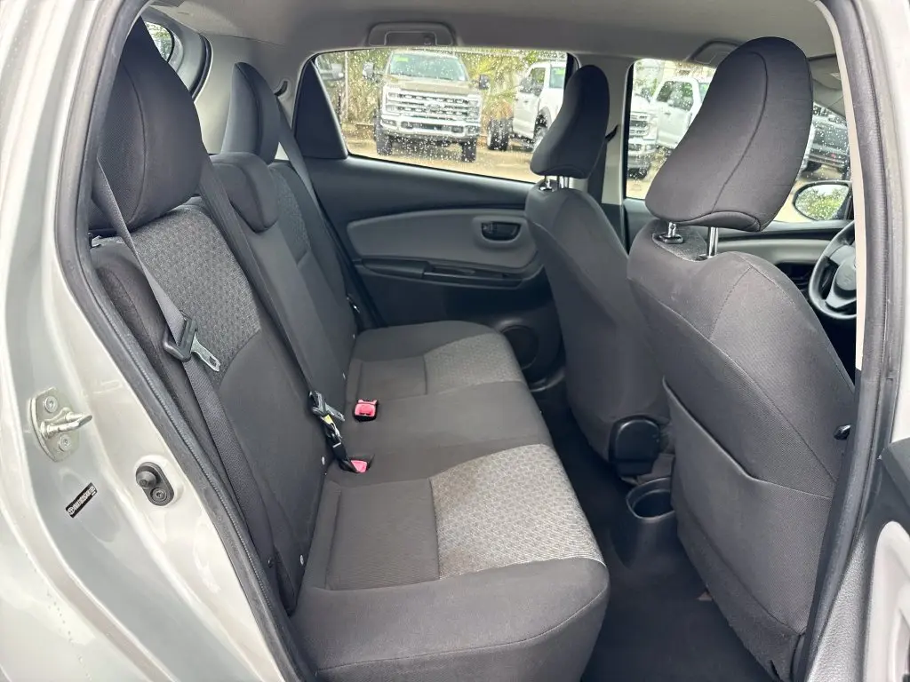 2016 Toyota Yaris - $10,901