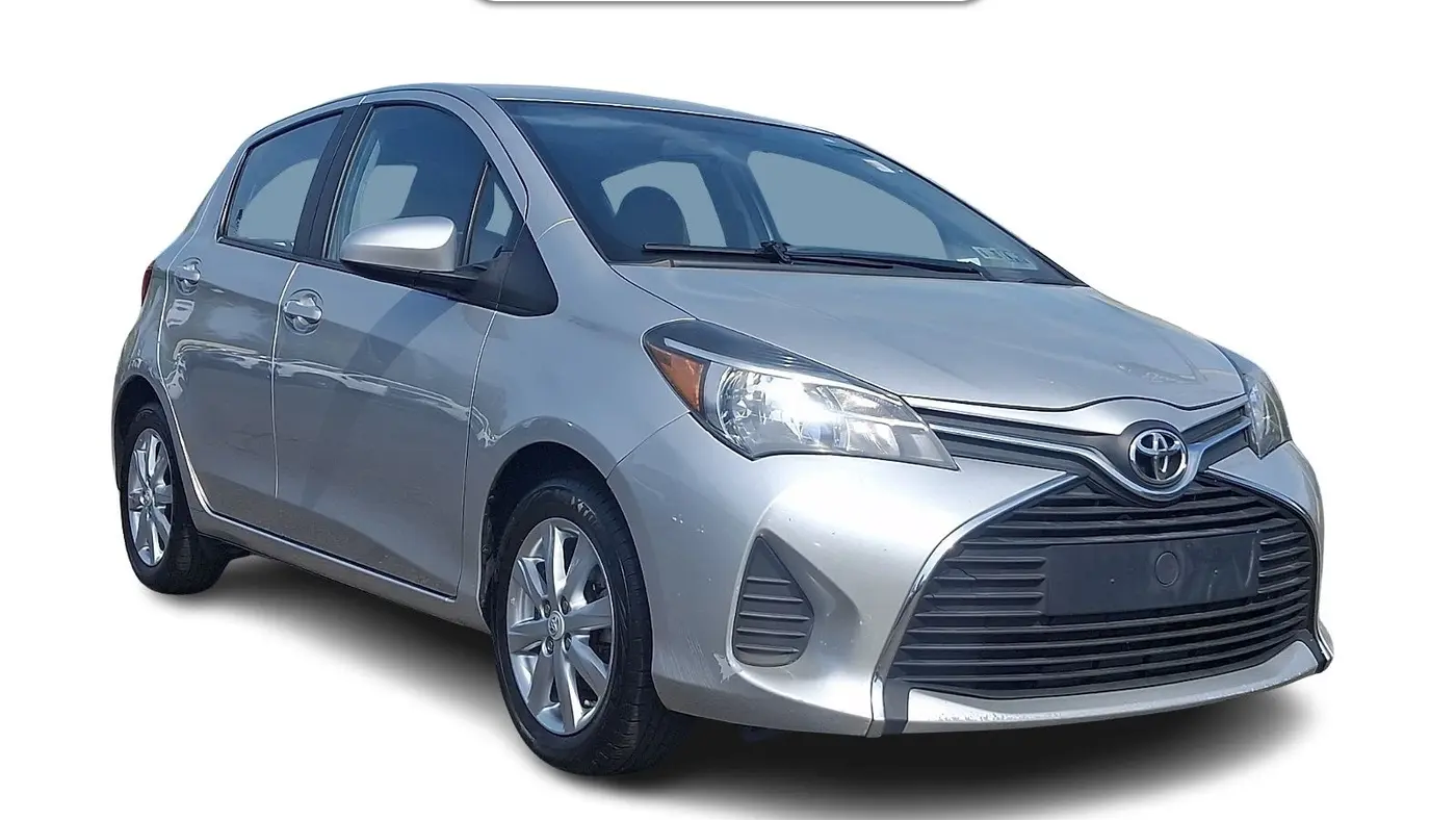 Preowned 2016 Toyota Yaris 5-Door SE for Sale