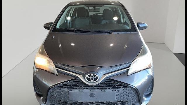 2016 Toyota Yaris 5-Door SE