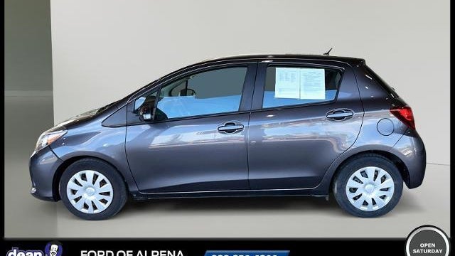 2016 Toyota Yaris 5-Door SE