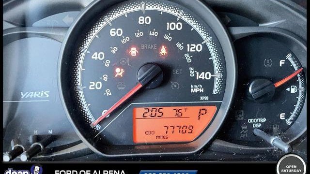 2016 Toyota Yaris 5-Door SE