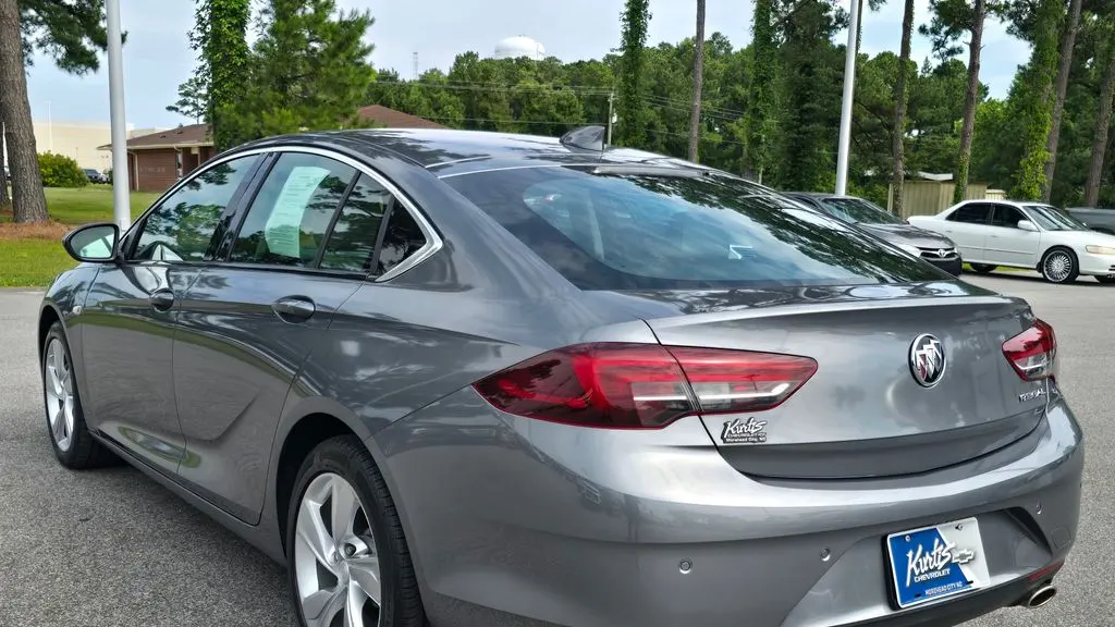 2020 Buick Regal Sportback Preferred