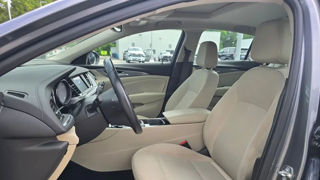 2020 Buick Regal Sportback Preferred