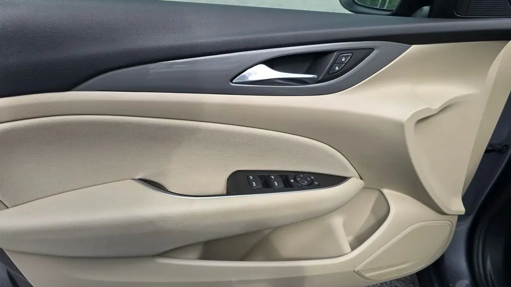 2020 Buick Regal Sportback Preferred