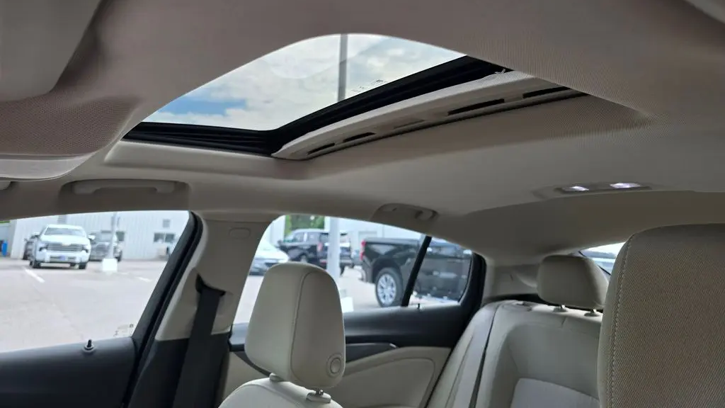 2020 Buick Regal Sportback Preferred