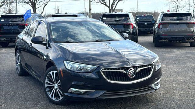 Preowned 2018 Buick Regal Sportback Essence for Sale