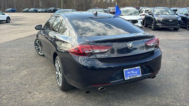 2018 Buick Regal Sportback Essence